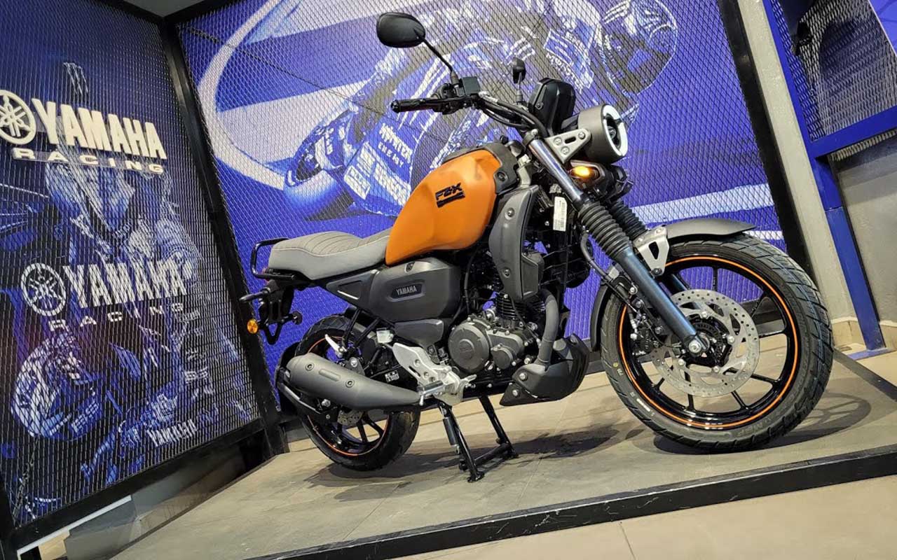 Yamaha FZX 150 A Retro Look With New Technology Bike Price Set to Rs 1,37,899 (2)