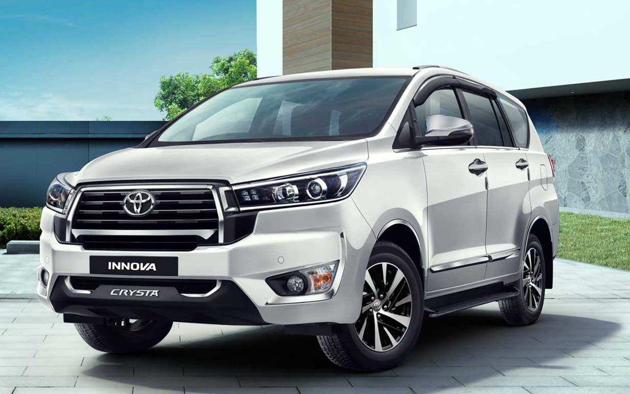 Toyota Innova Crysta New Model 2025 Price in India (2)